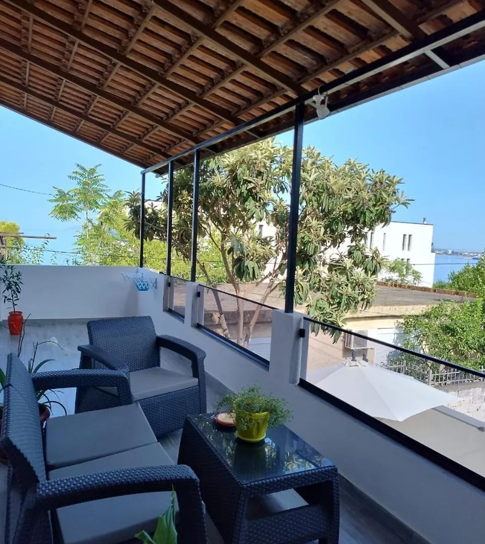 Vila Kurti Vlore Villa
